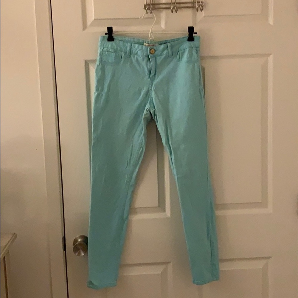 Blue skinny jeans